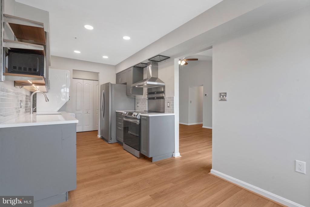 8507 FALLS RUN ROAD Unit: L