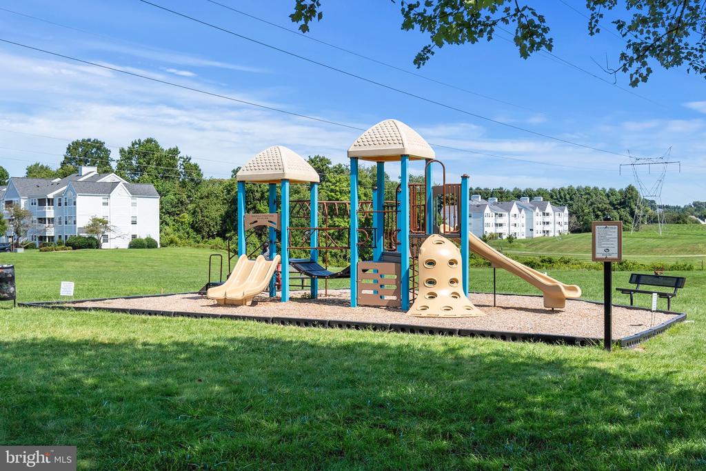 8507 FALLS RUN ROAD Unit: L