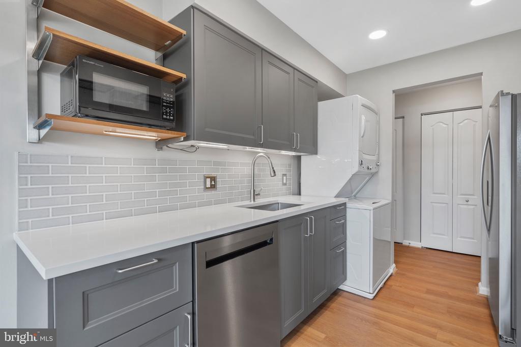 8507 FALLS RUN ROAD Unit: L