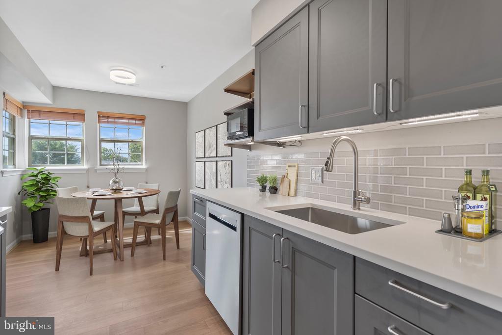 8507 FALLS RUN ROAD Unit: L