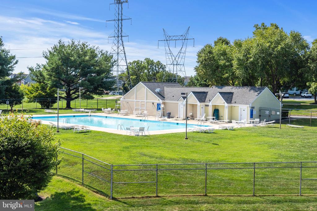 8507 FALLS RUN ROAD Unit: L