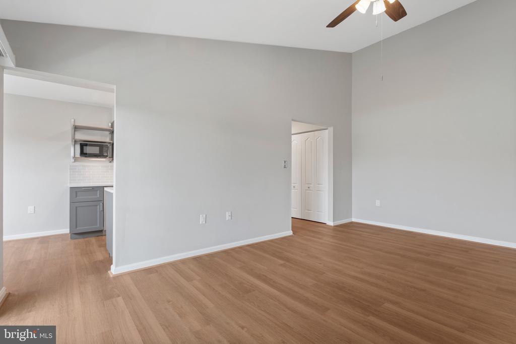 8507 FALLS RUN ROAD Unit: L