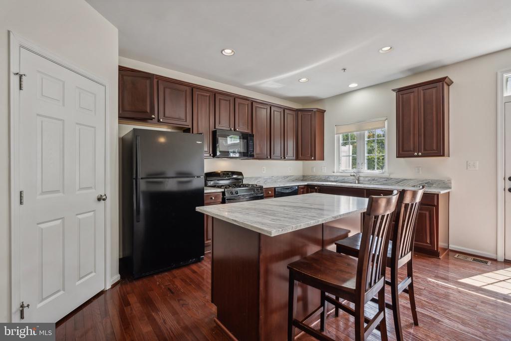 6912 RED CLAY FORGE Unit: 2