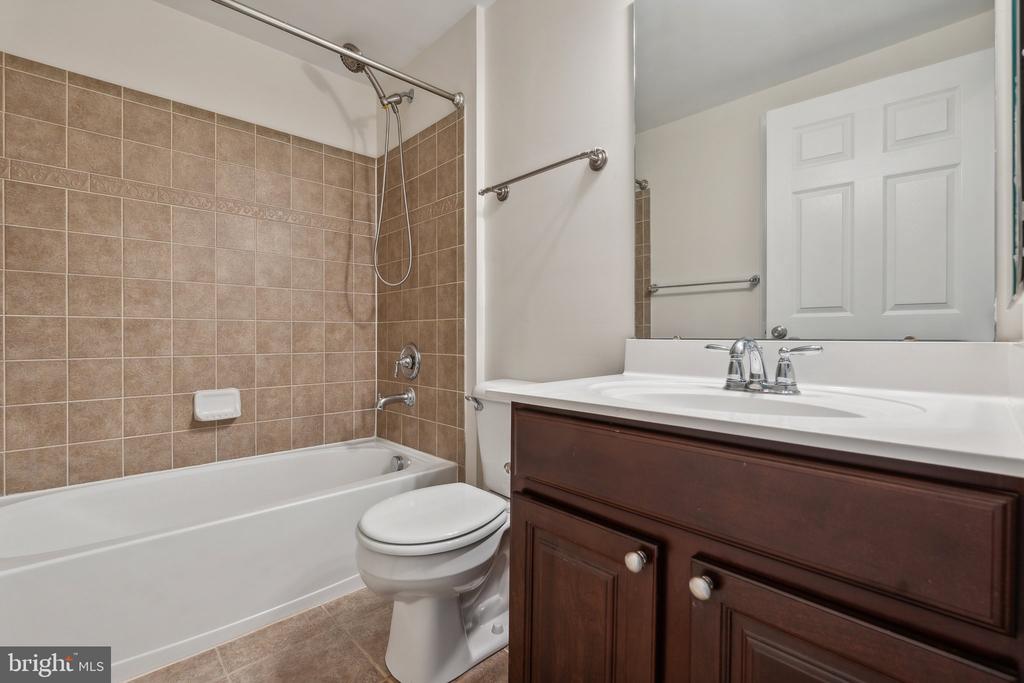 6912 RED CLAY FORGE Unit: 2
