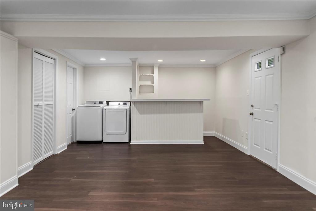 6867 HAPPYHEART LANE