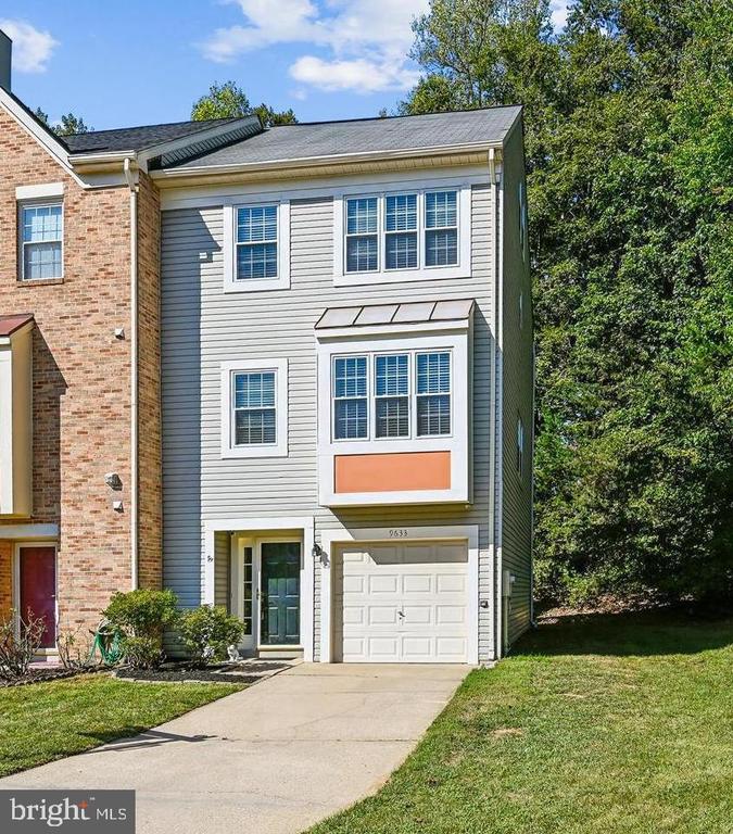9633 HADLEIGH COURT