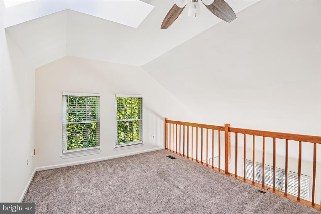 9633 HADLEIGH COURT