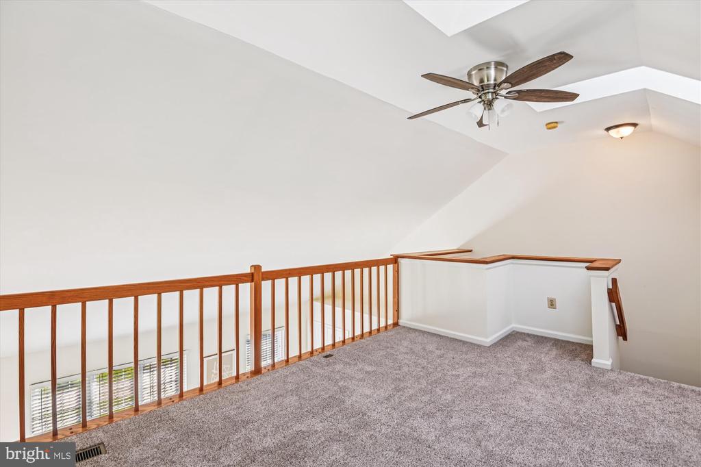 9633 HADLEIGH COURT