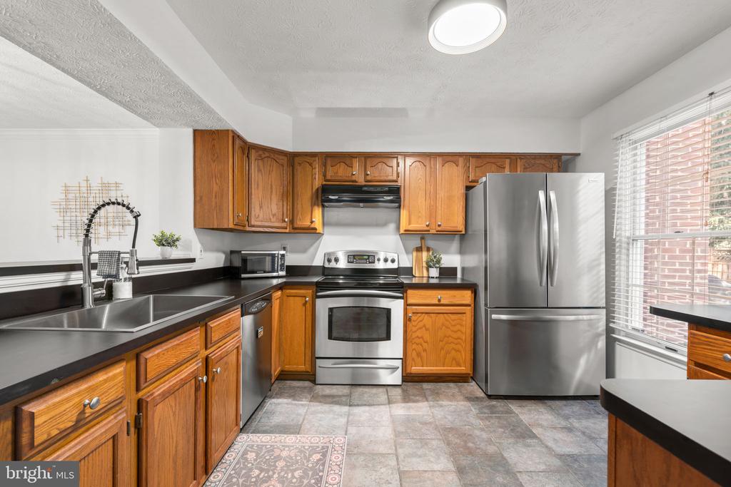 5052 SOUTHERN STAR TERRACE