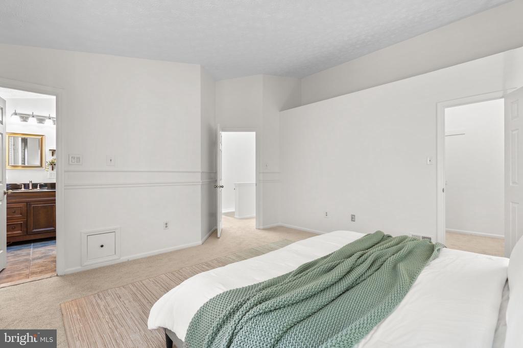 5052 SOUTHERN STAR TERRACE