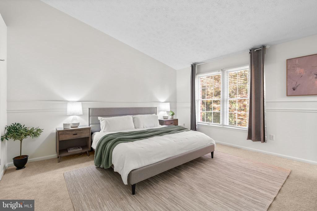 5052 SOUTHERN STAR TERRACE