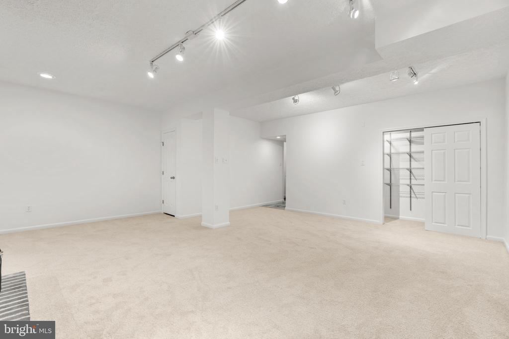 5052 SOUTHERN STAR TERRACE