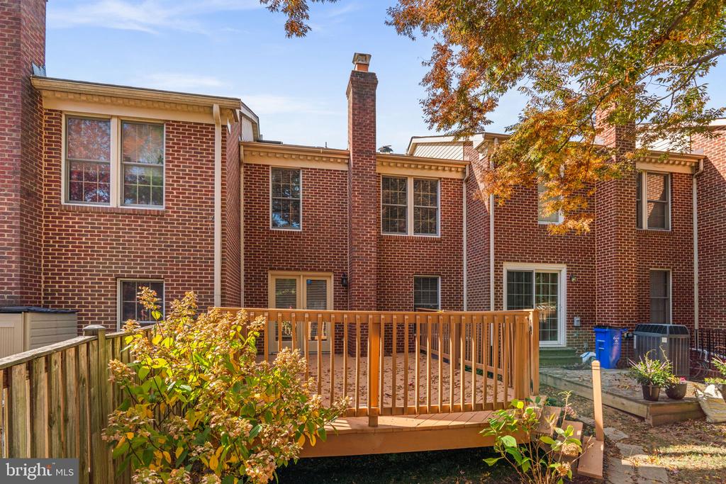 5052 SOUTHERN STAR TERRACE