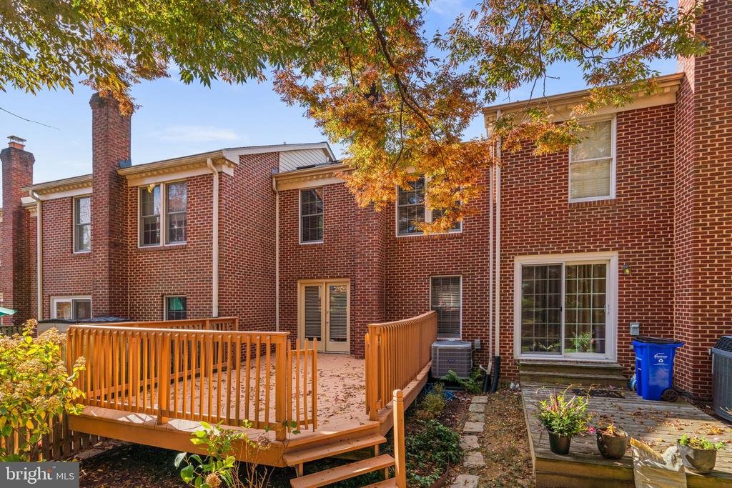 5052 SOUTHERN STAR TERRACE