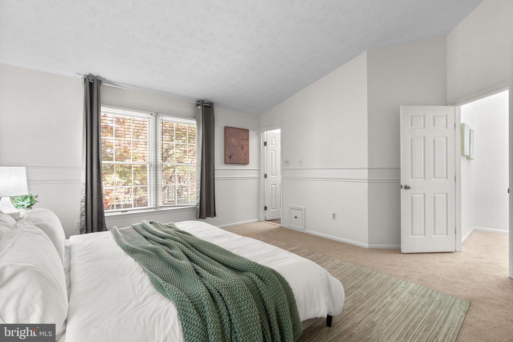 5052 SOUTHERN STAR TERRACE