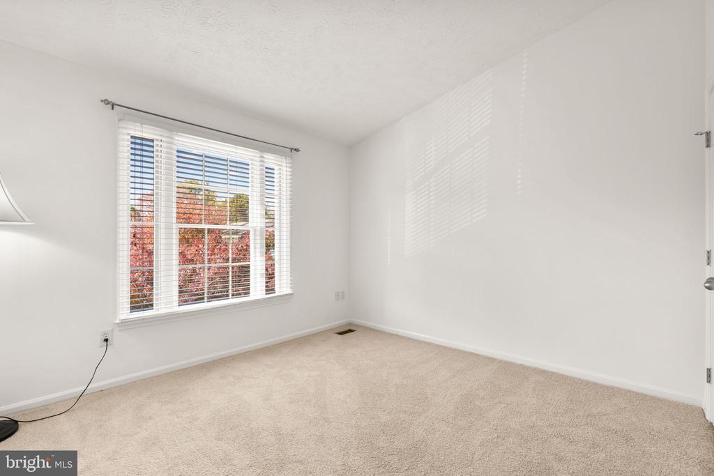 5052 SOUTHERN STAR TERRACE