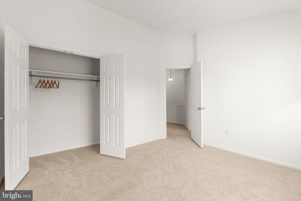 5052 SOUTHERN STAR TERRACE