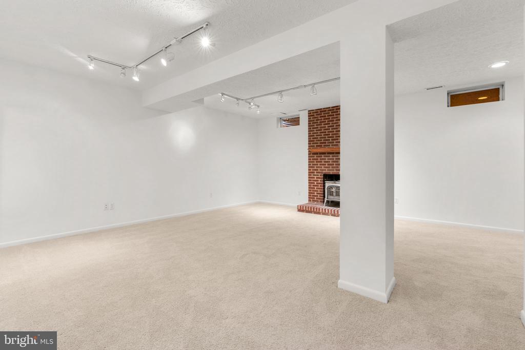 5052 SOUTHERN STAR TERRACE