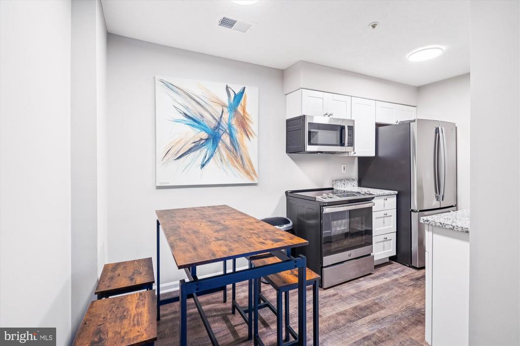 6215 SANDPIPER COURT Unit: 101