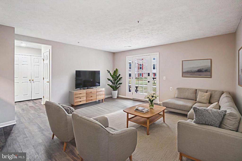 6215 SANDPIPER COURT Unit: 101