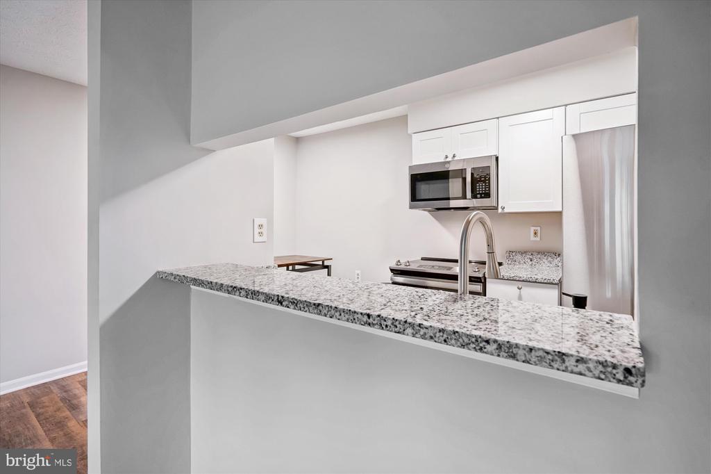 6215 SANDPIPER COURT Unit: 101