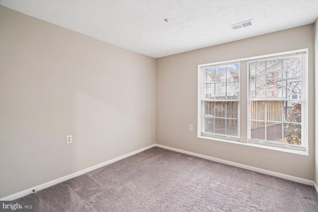 6215 SANDPIPER COURT Unit: 101