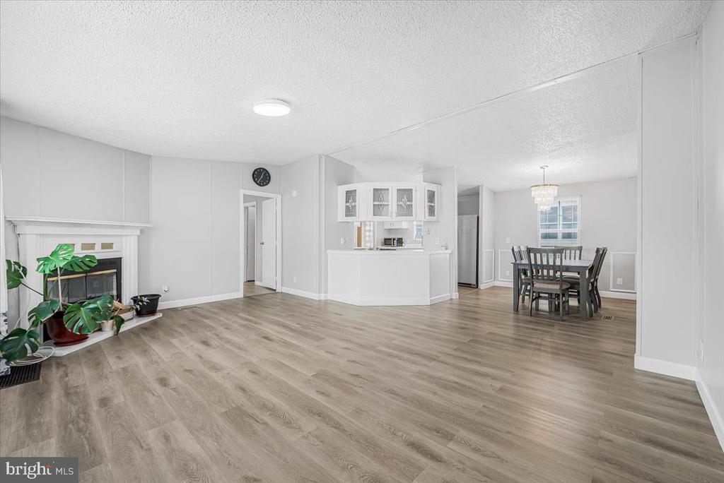 13 MIDWAY AVENUE