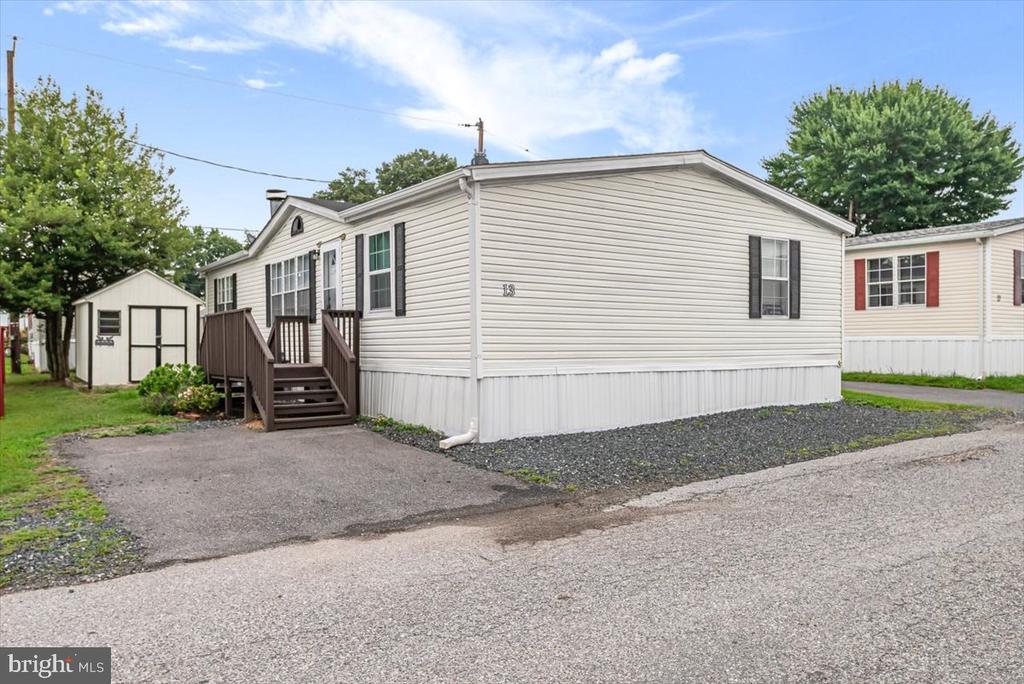 13 MIDWAY AVENUE
