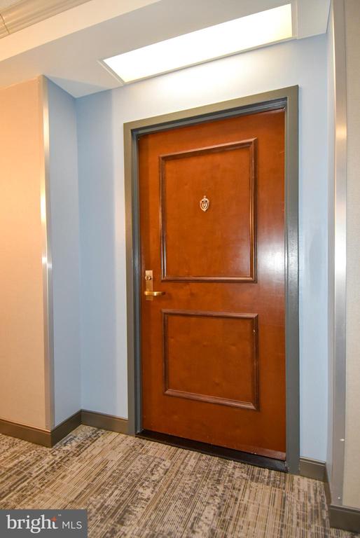 7111 WOODMONT AVENUE Unit: 315