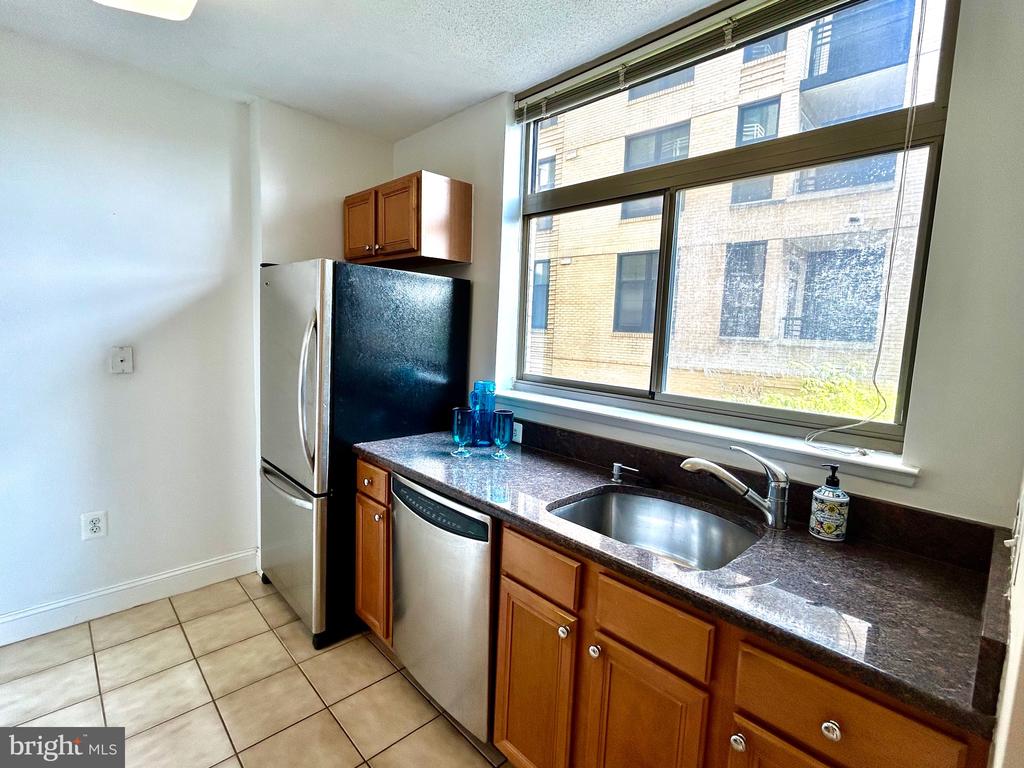 7111 WOODMONT AVENUE Unit: 315