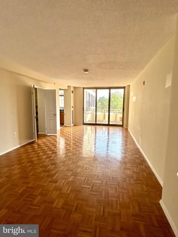 7111 WOODMONT AVENUE Unit: 315