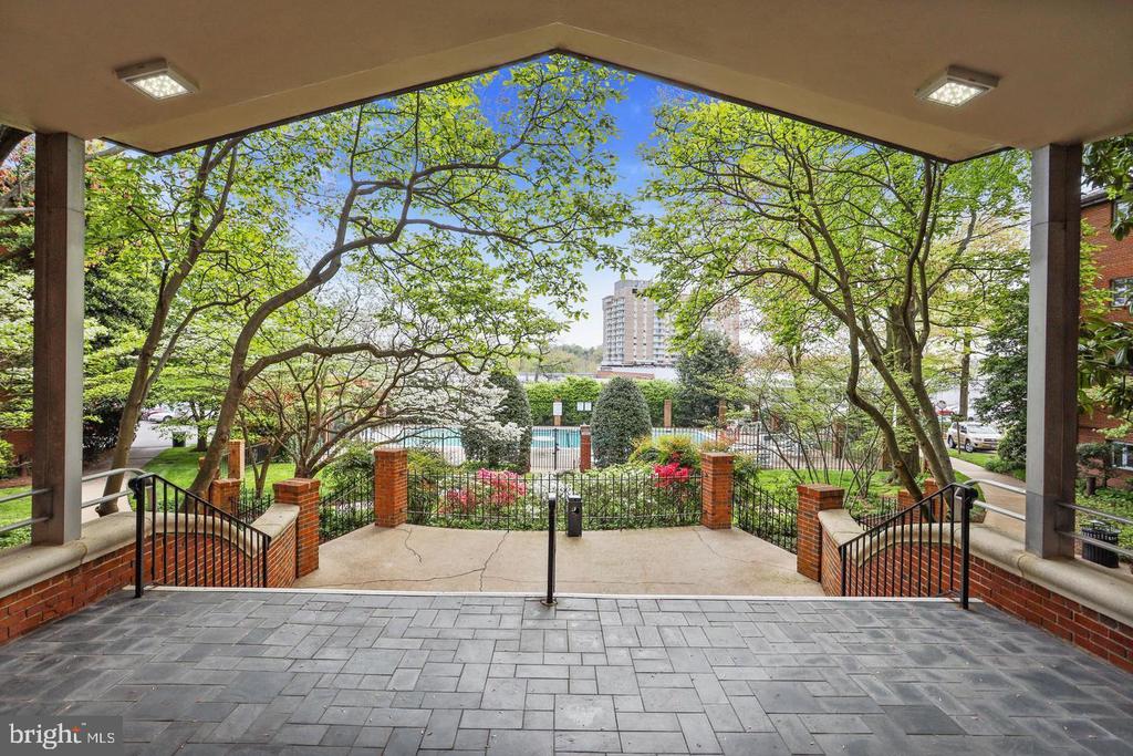 5301 WESTBARD CIRCLE Unit: 222