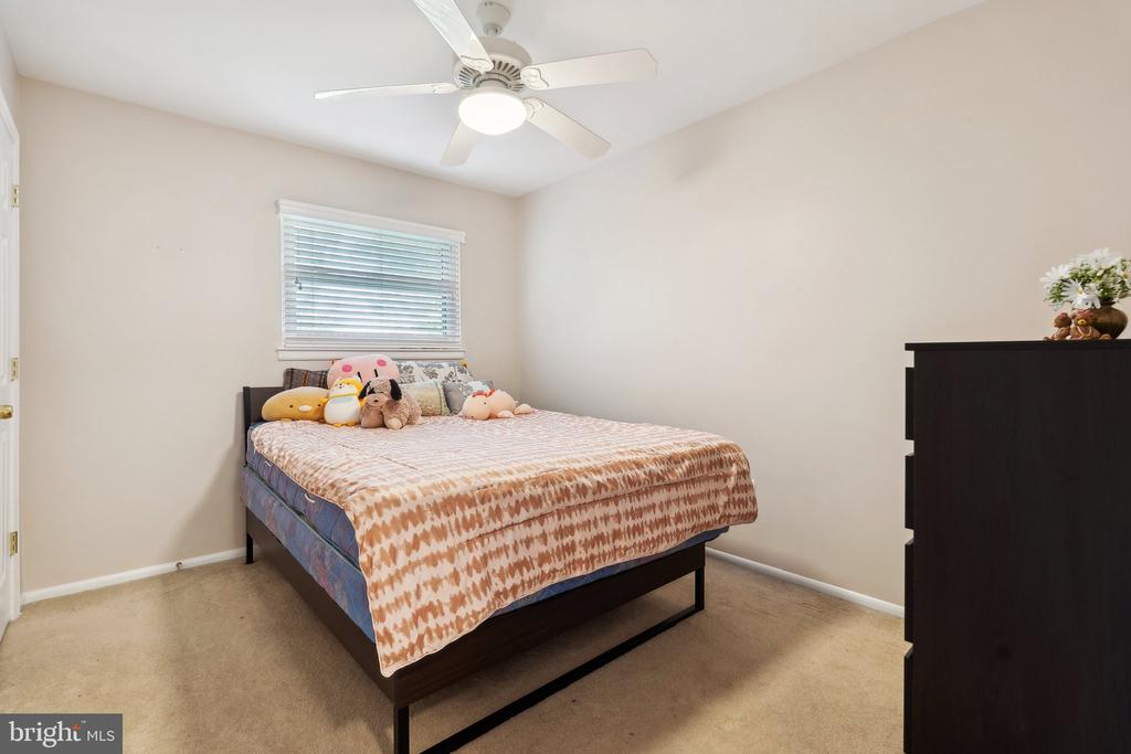 8704 WOODFIELD COURT