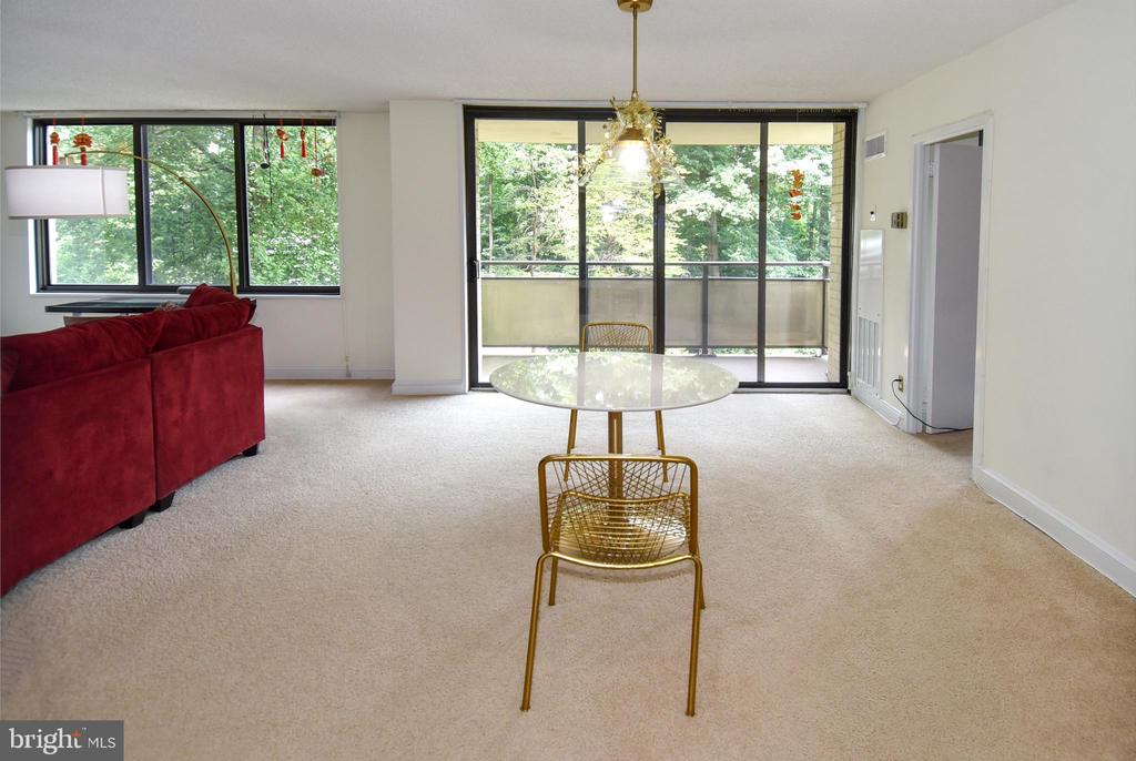 5225 POOKS HILL ROAD Unit: 226N