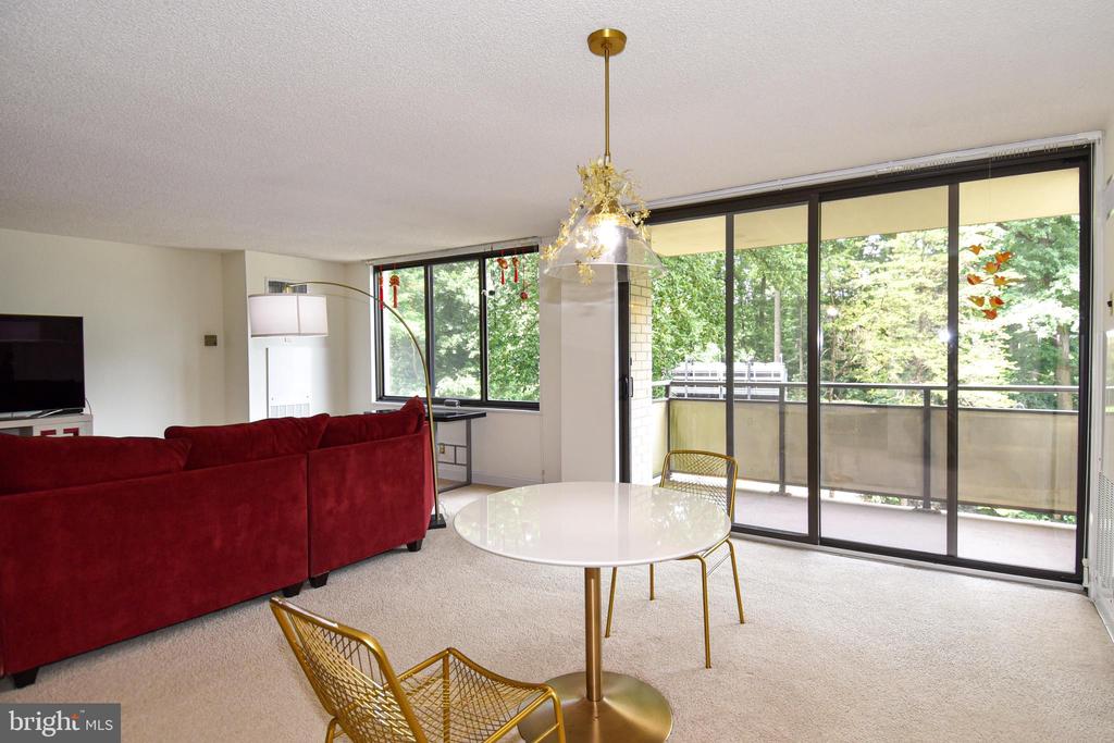 5225 POOKS HILL ROAD Unit: 226N