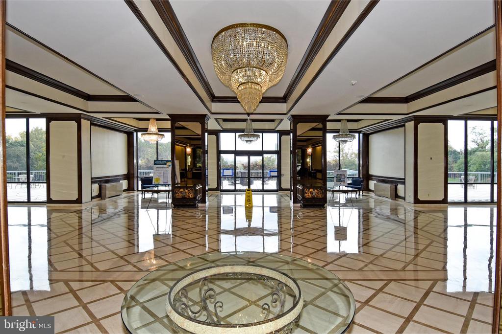 5225 POOKS HILL ROAD Unit: 226N
