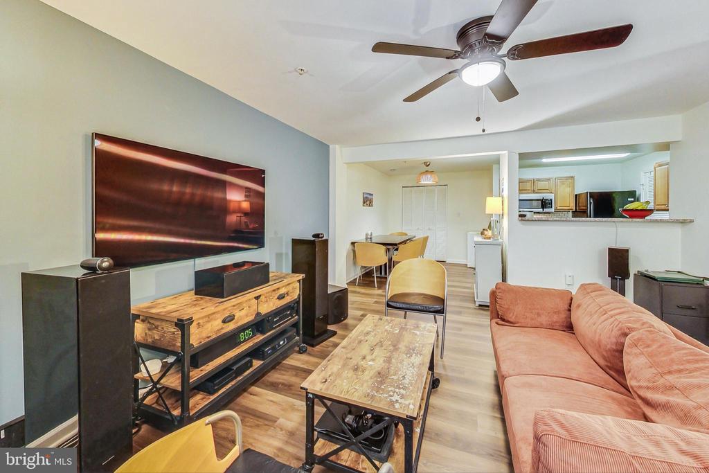 13744 PALMETTO CIRCLE Unit: 13744