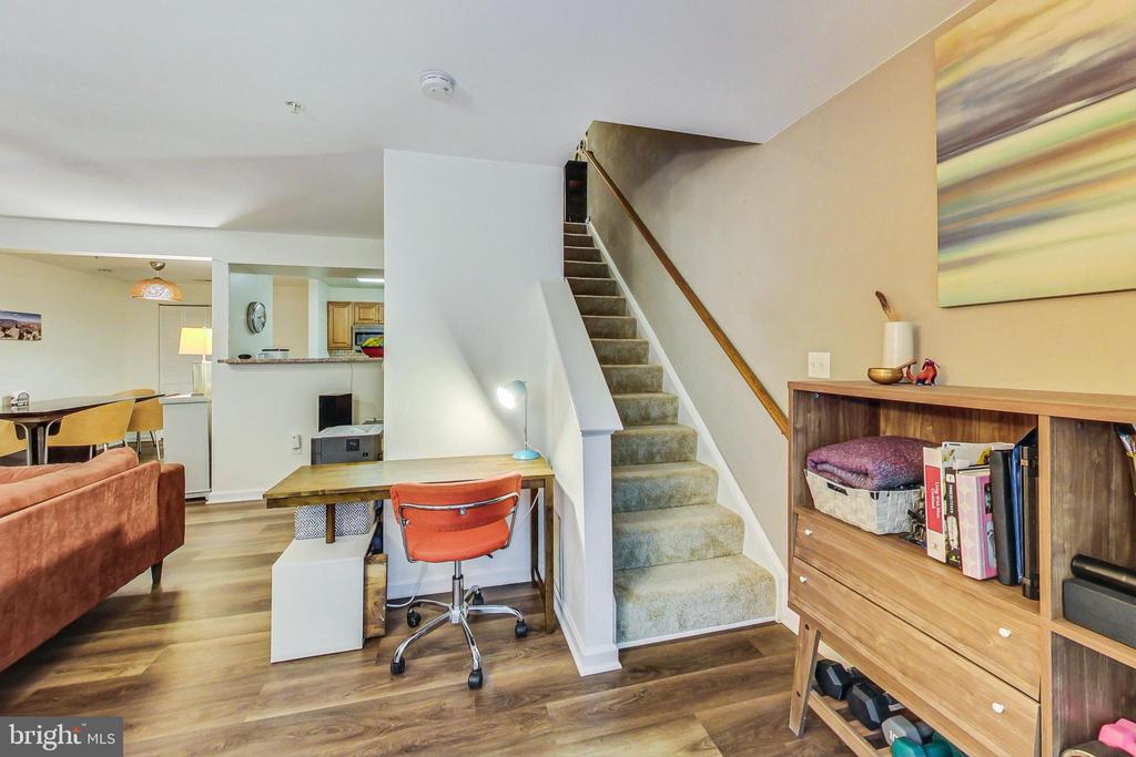 13744 PALMETTO CIRCLE Unit: 13744