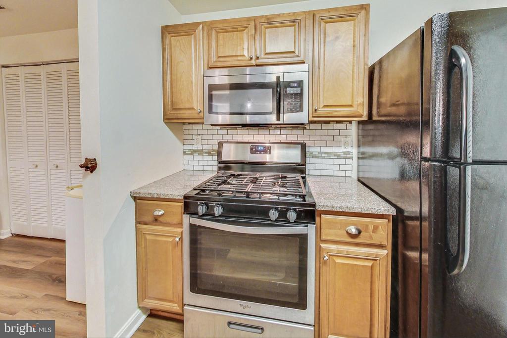 13744 PALMETTO CIRCLE Unit: 13744