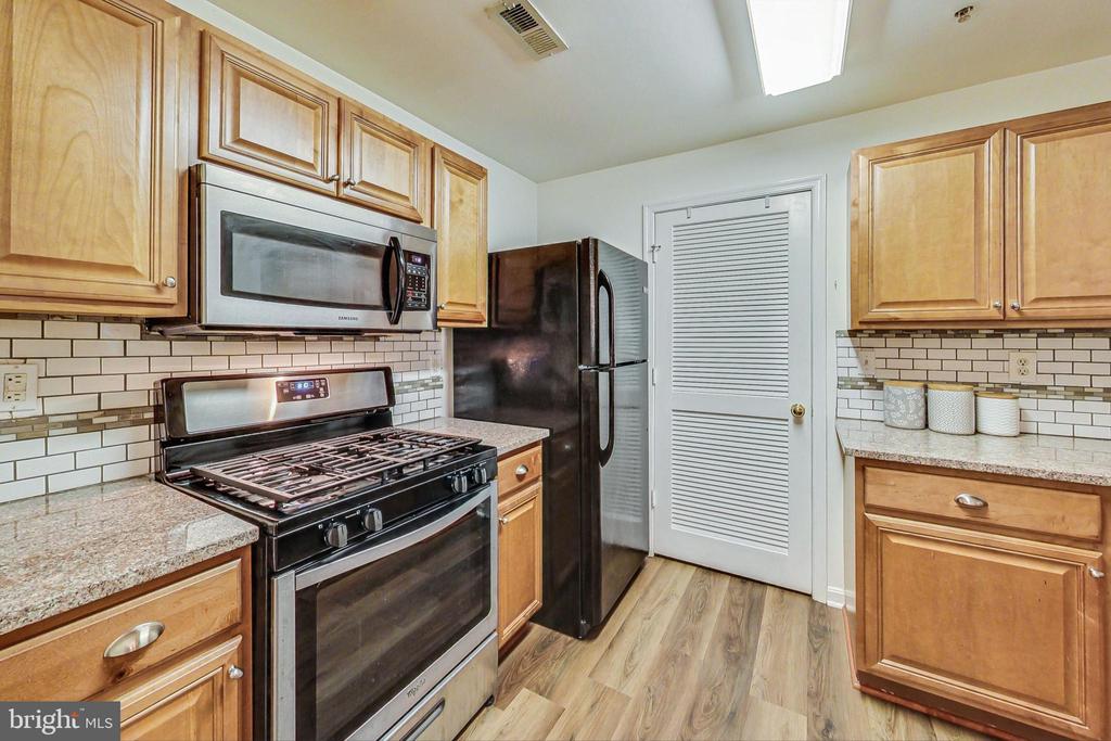 13744 PALMETTO CIRCLE Unit: 13744