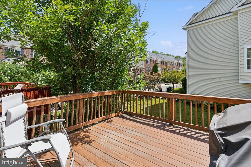 103 SANDBERRY COURT