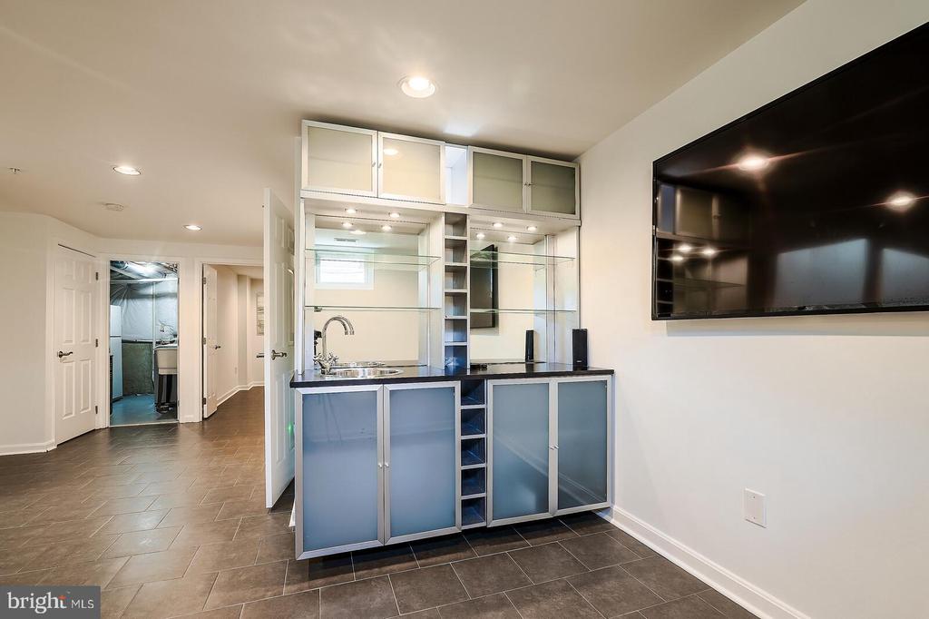 16807 CENTERFIELD WAY