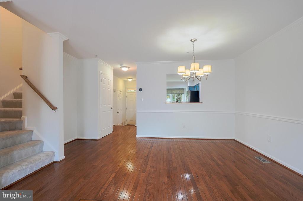 16807 CENTERFIELD WAY