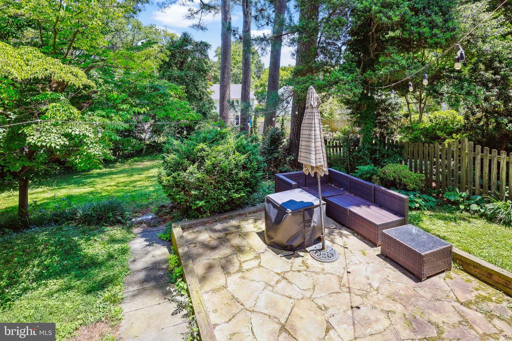 3819 CALVERT PLACE