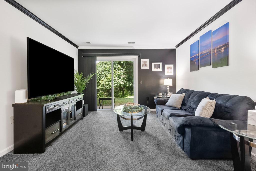 18300 STREAMSIDE DRIVE Unit: 102
