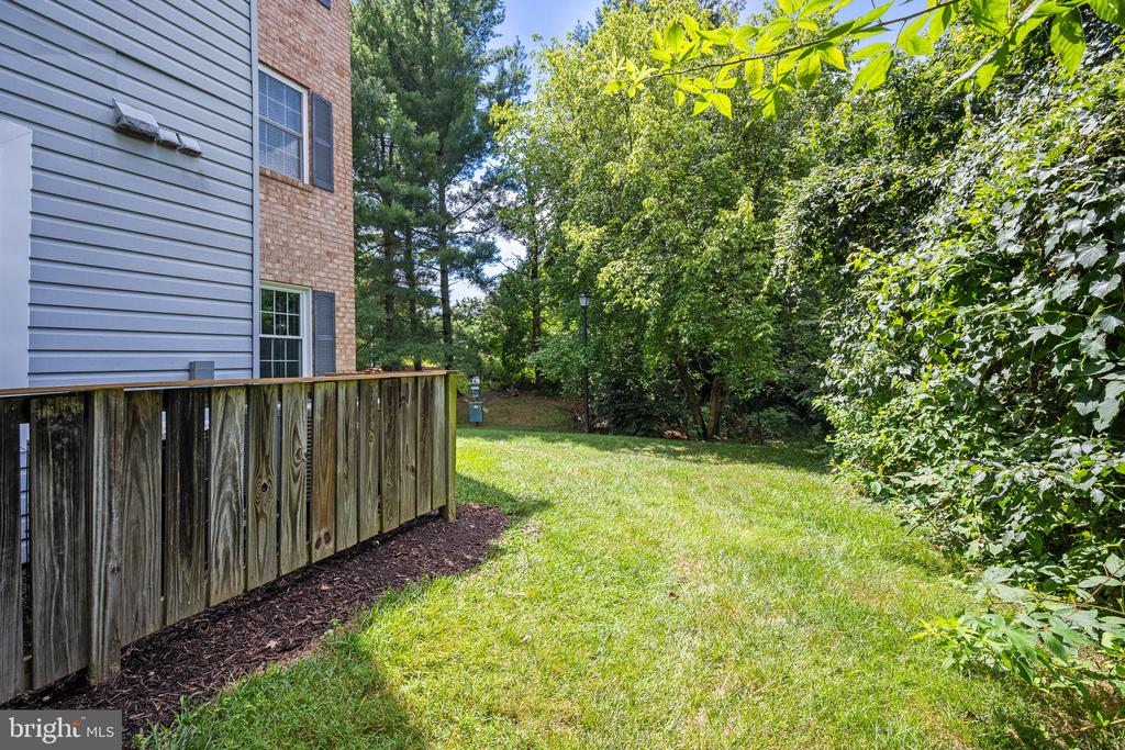 18300 STREAMSIDE DRIVE Unit: 102