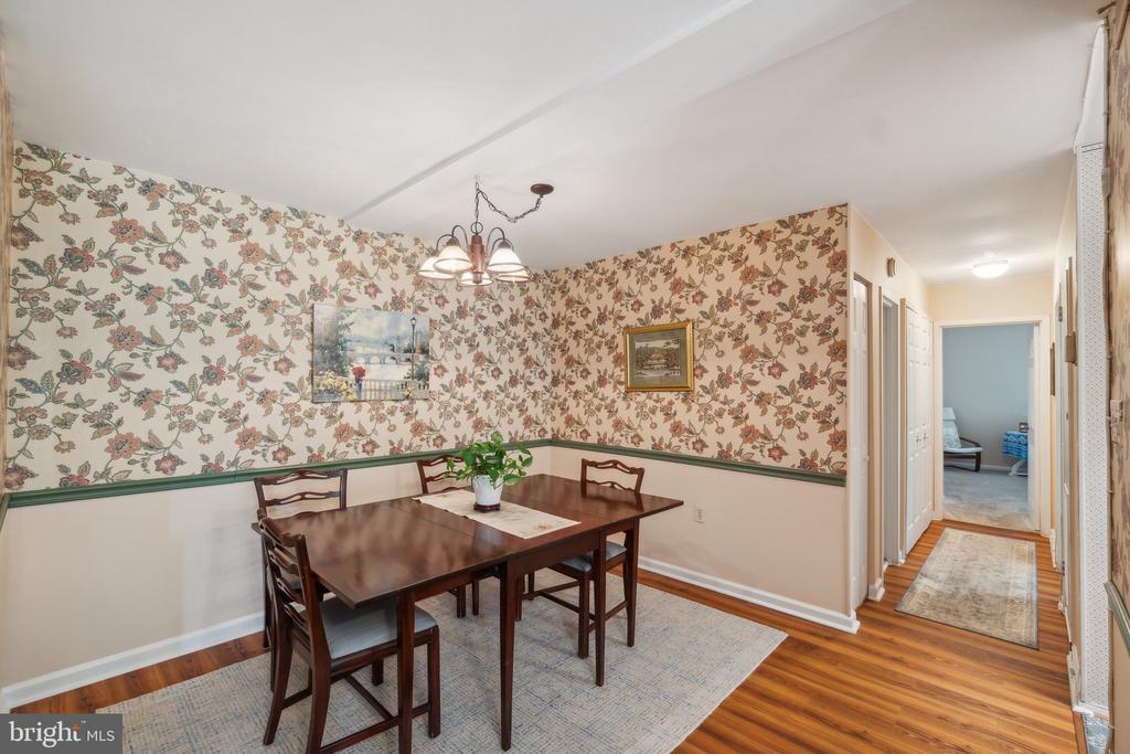 438 GIRARD STREET Unit: 202
