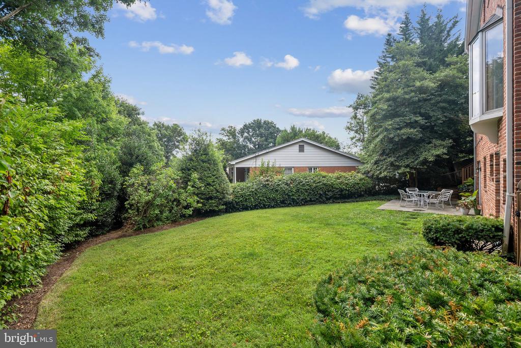 5412 LINDEN COURT