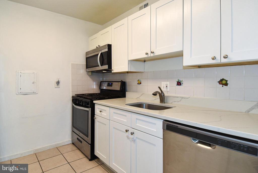 5200 CROSSFIELD COURT Unit: 133