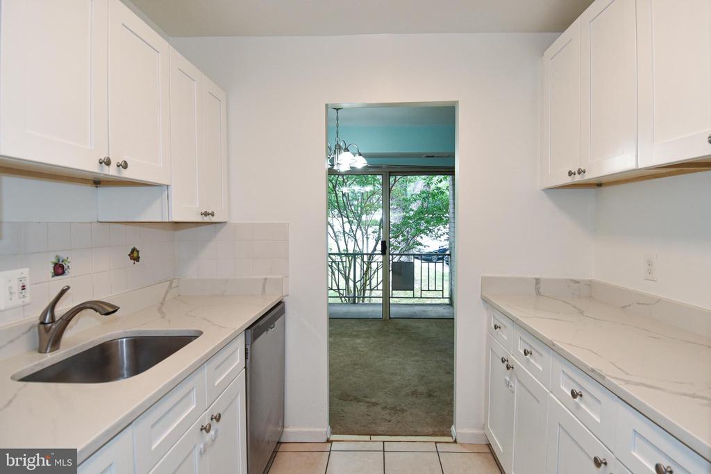 5200 CROSSFIELD COURT Unit: 133
